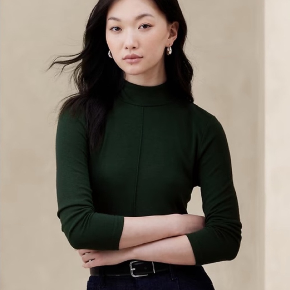 Banana Republic mock neck top